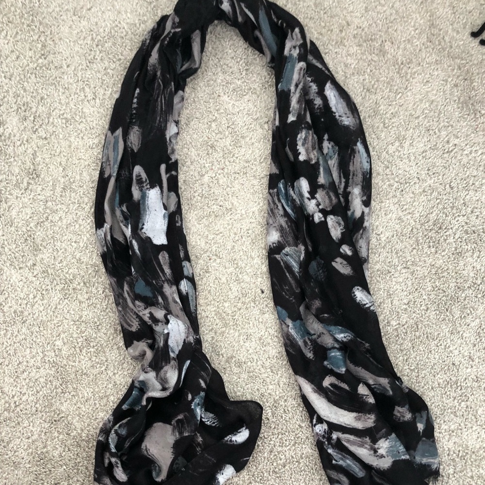 Black and White Scarf